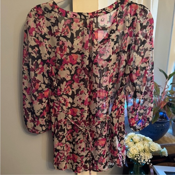 Elle Boho Floral Ruffle Button Down Ballon Long Sleeve Blouse: X-Small - Picture 2 of 4